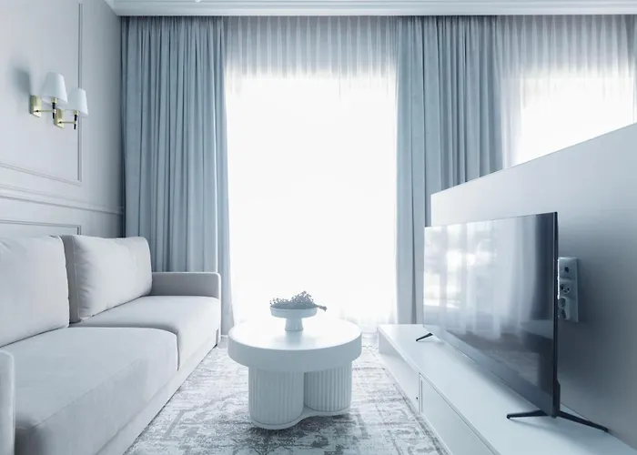 Sky Luxury Old Town *